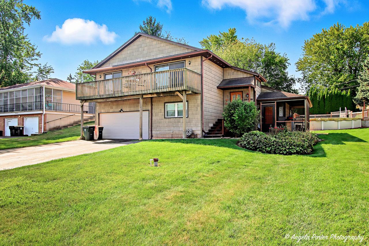 34726 N Mudjekeewis Ter., Mchenry, IL 60051