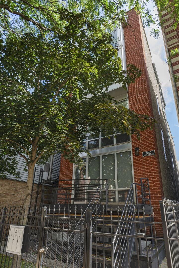 1015 N Hermitage Ave. #C, Chicago, IL 60622