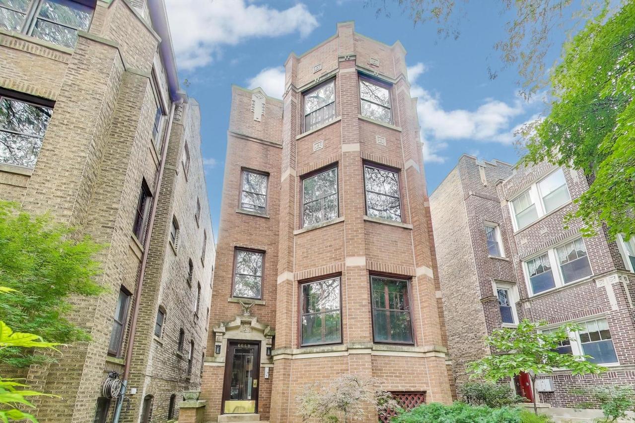 6648 N Newgard Ave. #2, Chicago, IL 60626