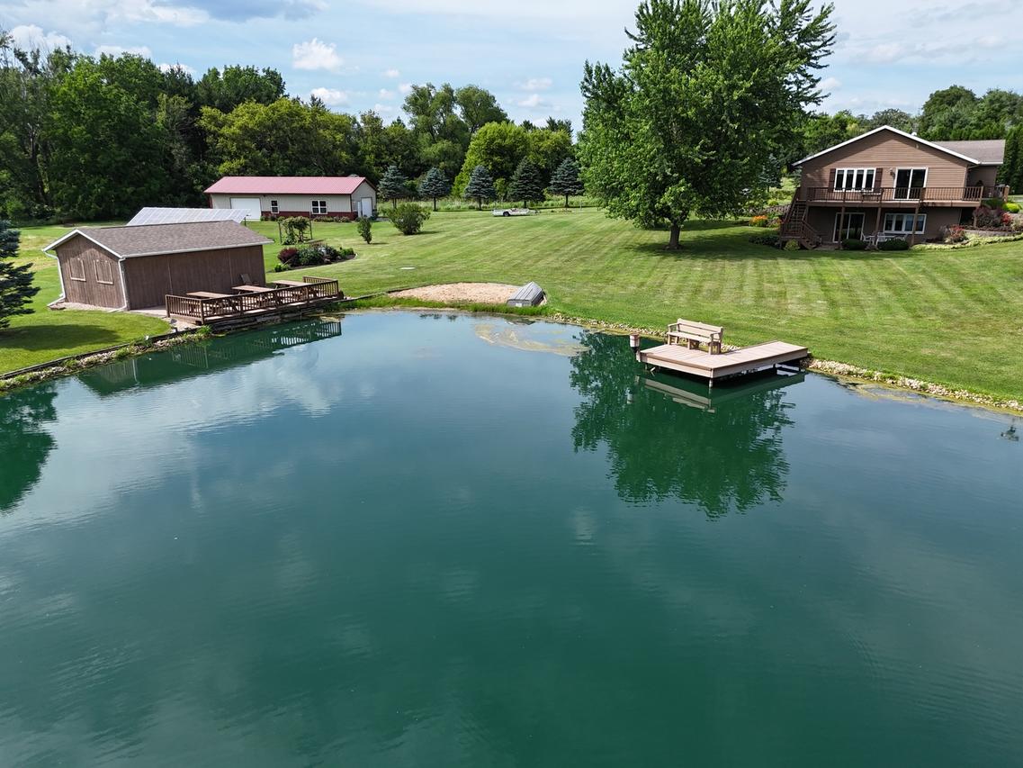 5782 N Brown Rd., Dakota, IL 61018