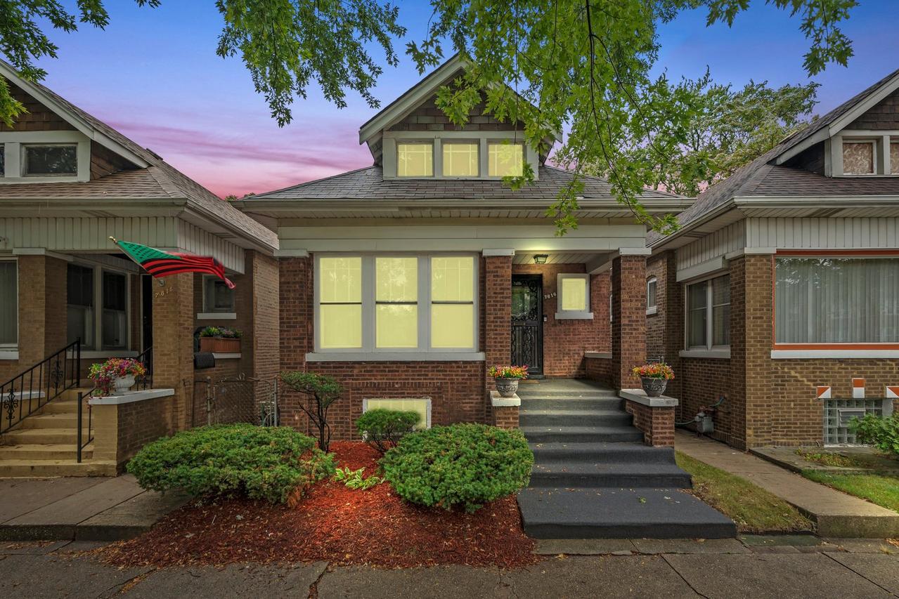 7616 S Calumet Ave., Chicago, IL 60619