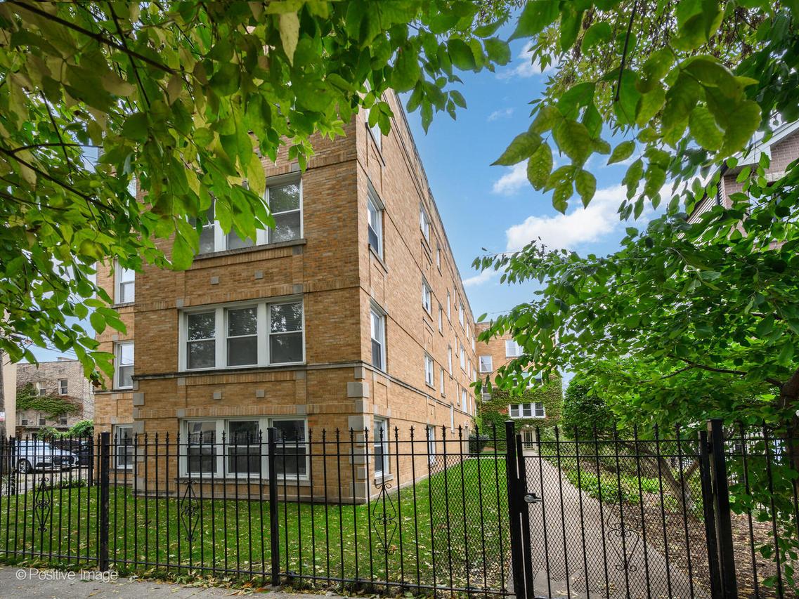 2529 N Talman Ave. #3S, Chicago, IL 60647