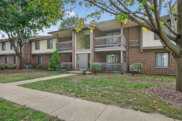 584 Somerset Ln. #5, Crystal Lake, IL 60014
