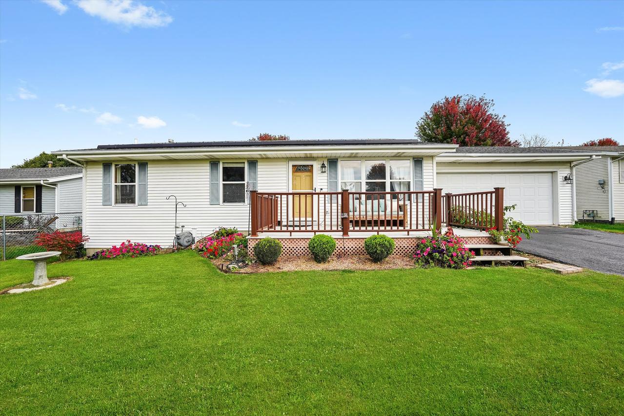 115 Shadowbrook Dr., Capron, IL 61012