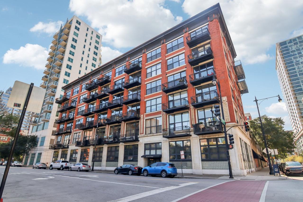 1601 S Michigan Ave. #306, Chicago, IL 60616