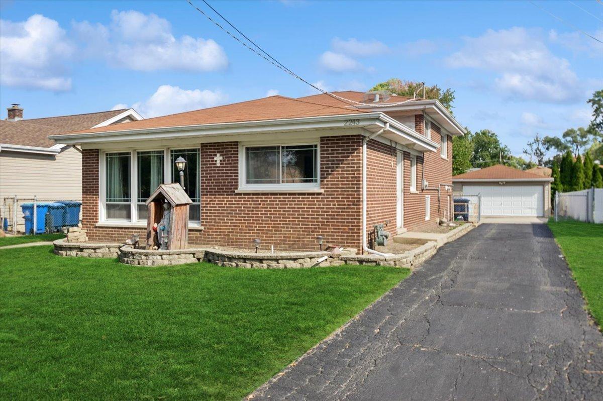 2243 S Wolf Rd., Des Plaines, IL 60018