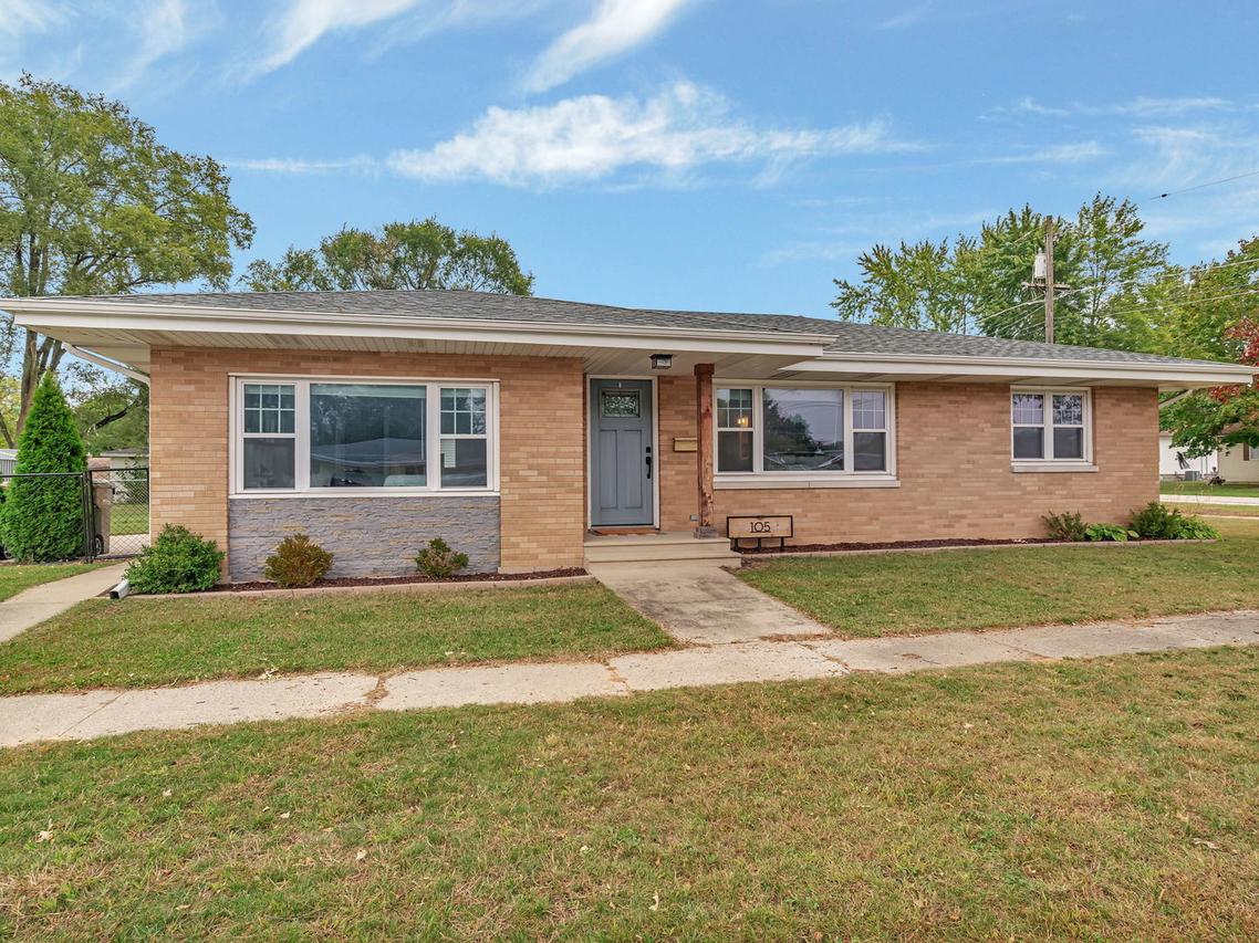 105 N Kankakee St., Coal City, IL 60416