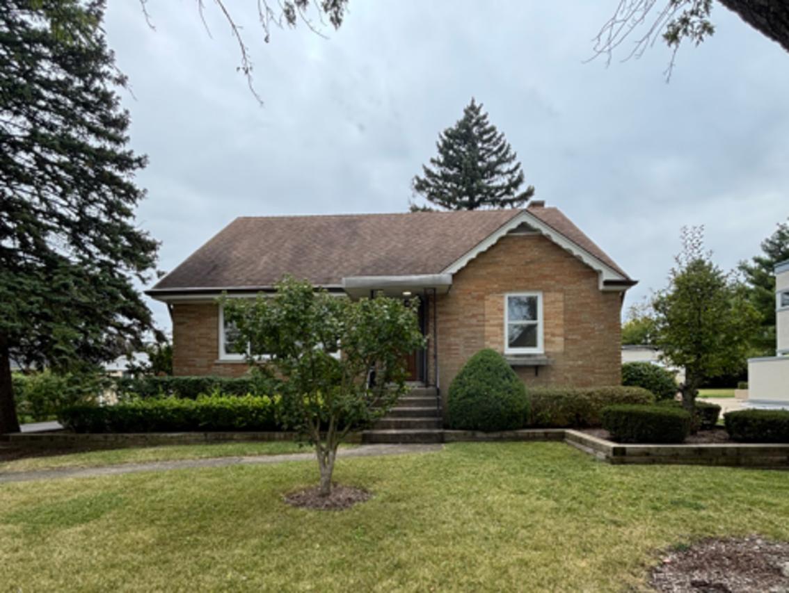 2228 High Ridge Pkwy., Hillside, IL 60162