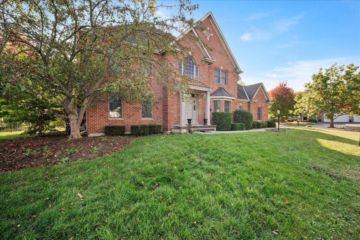 1084 Redwood Dr., Yorkville, IL 60560