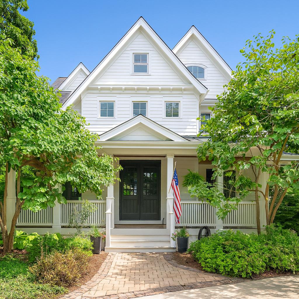 117 N Monroe St., Hinsdale, IL 60521