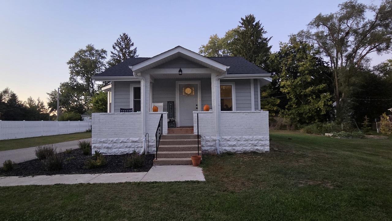 2808 Kashmiri Ave., Mchenry, IL 60050