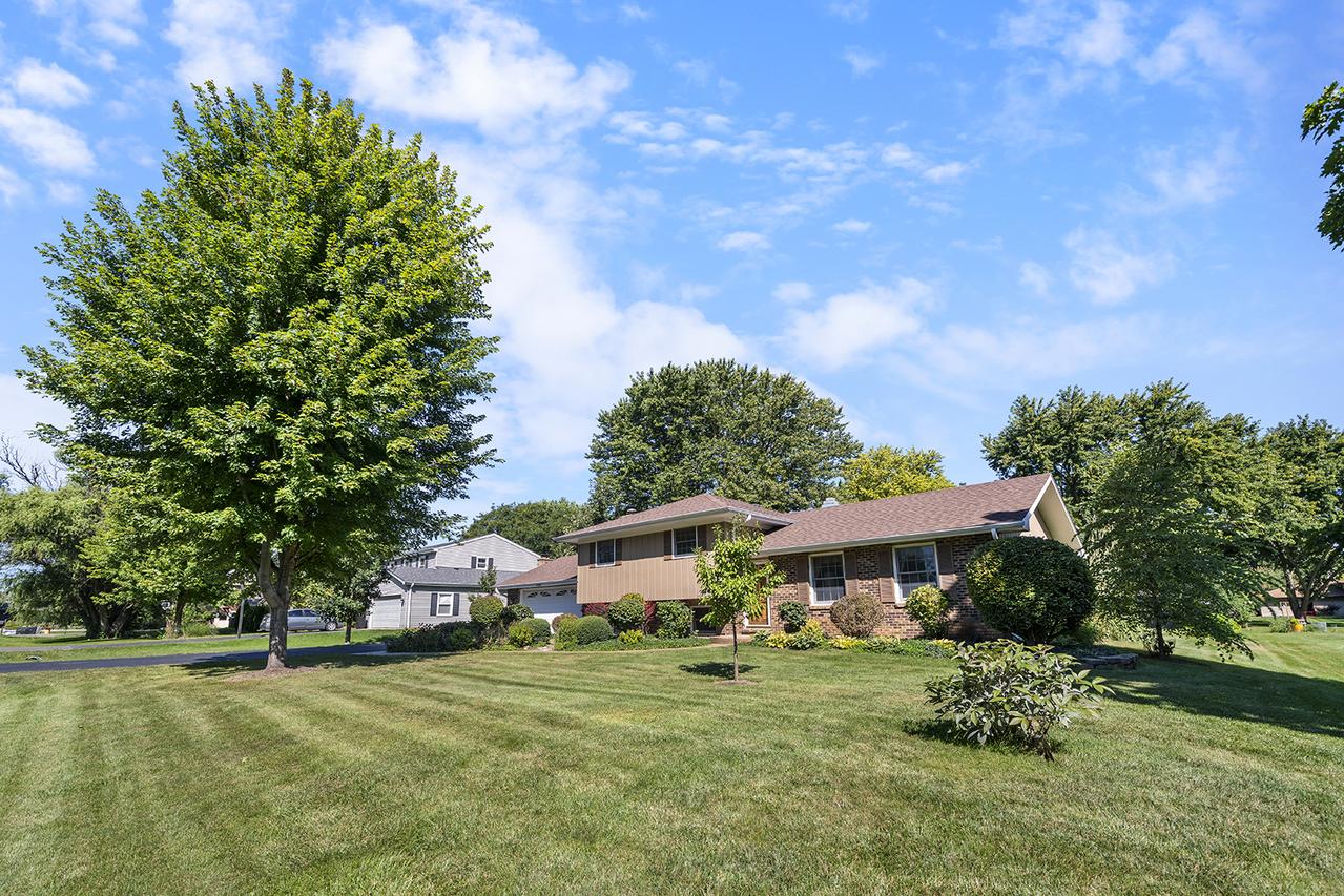 29W316 Andermann Dr., Naperville, IL 60564