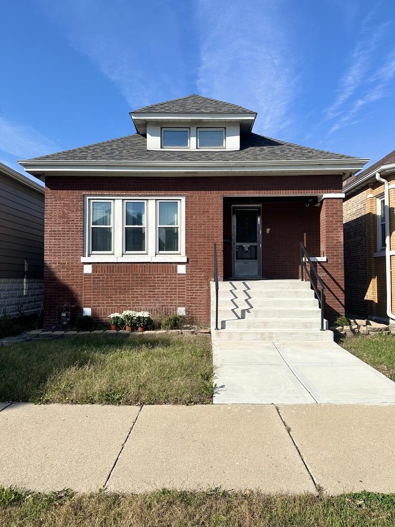 4824 S Tripp Ave., Chicago, IL 60632