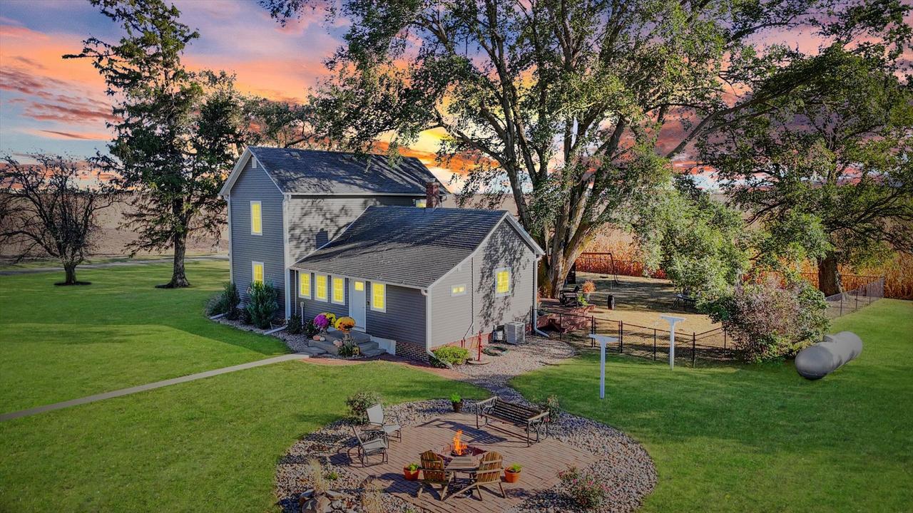 151 County 1700 E Rd., Villa Grove, IL 61956