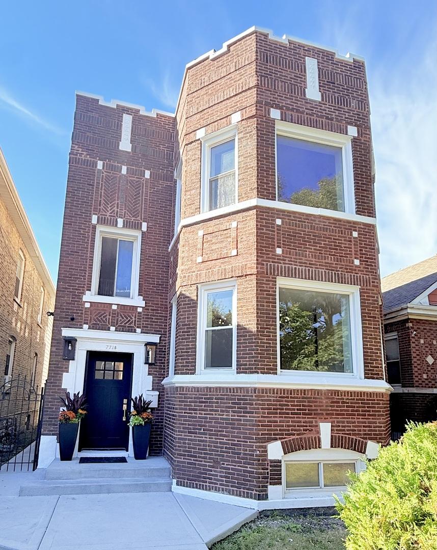 7718 S Bishop St., Chicago, IL 60620