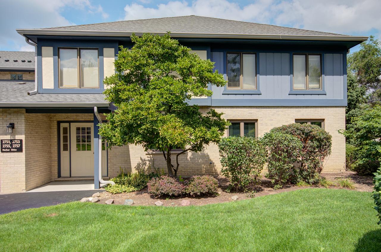 2757 Harbor Dr., Joliet, IL 60431