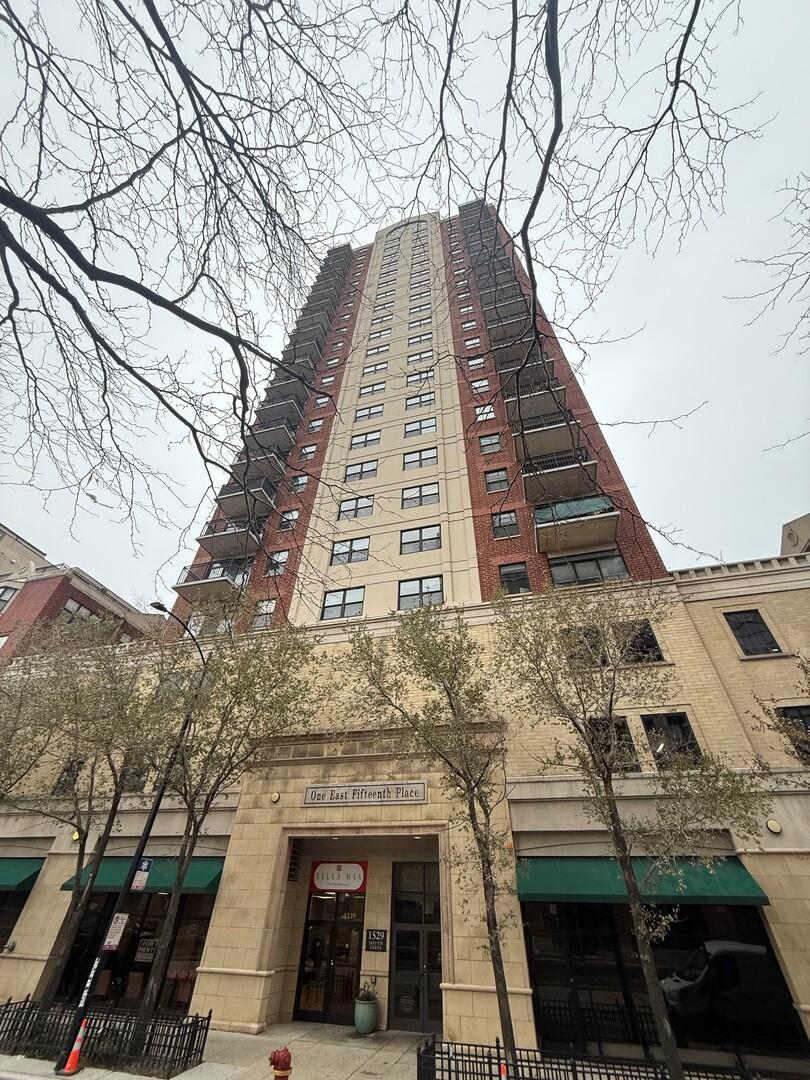 1529 S State St. #8B, Chicago, IL 60605