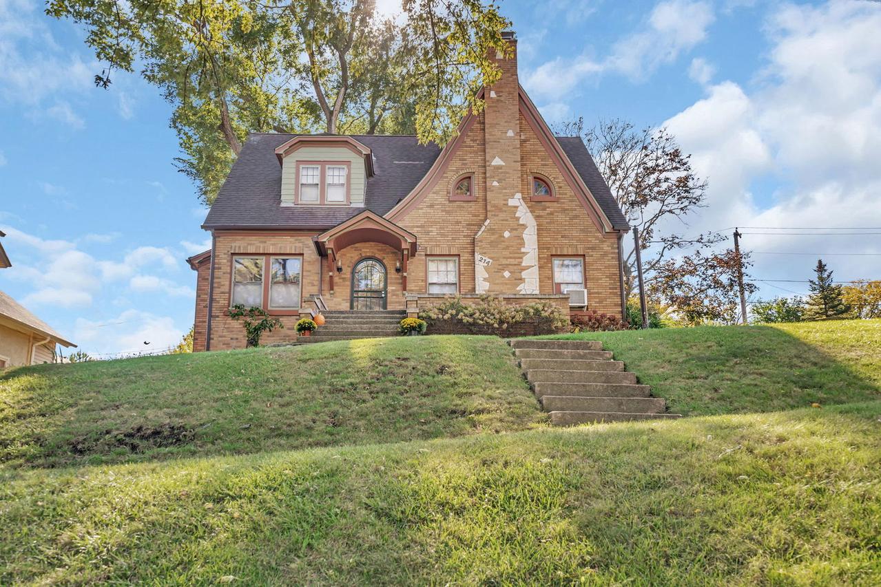 [Address Hidden by Seller], Lemont, IL 60439