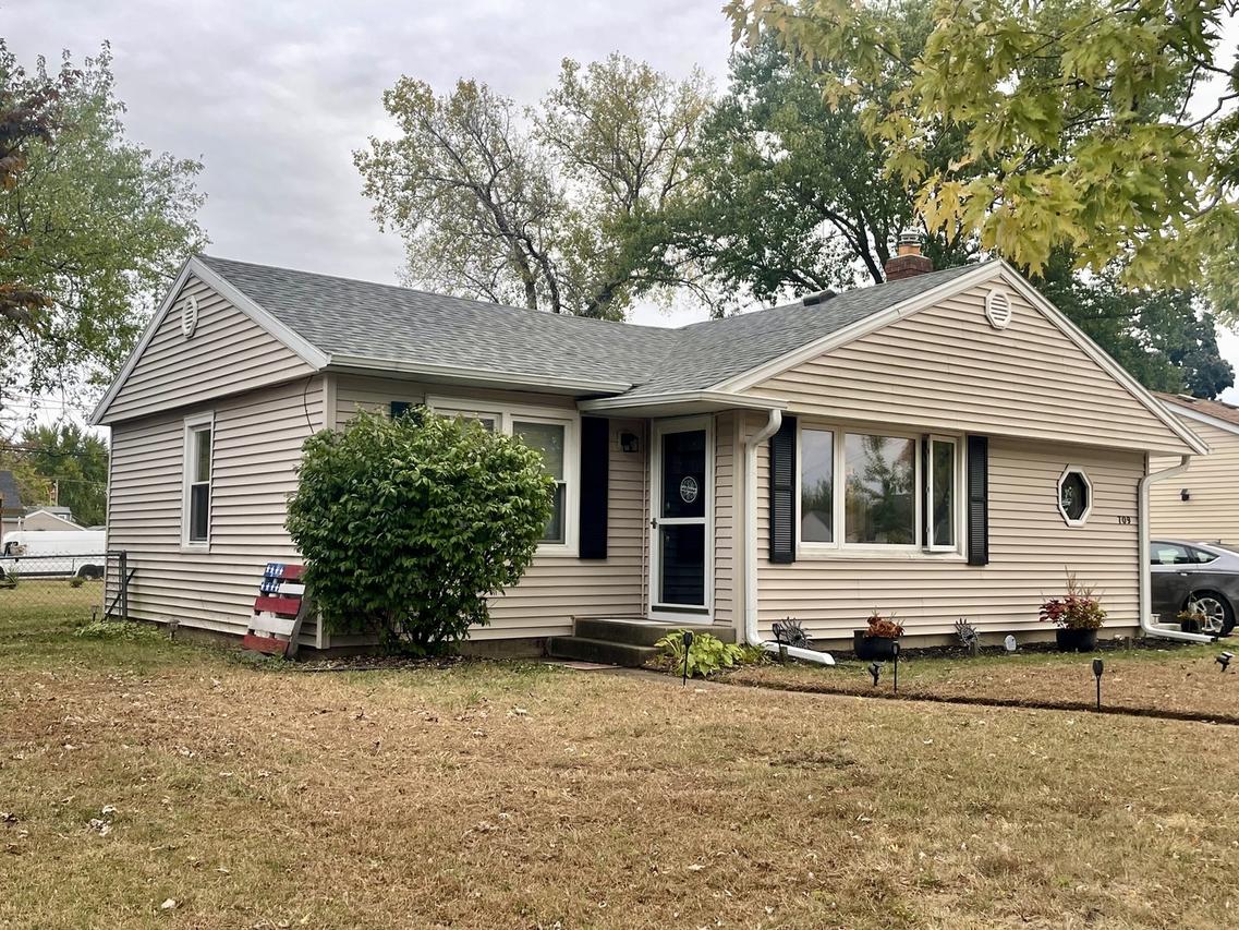 709 Theodore St., Loves Park, IL 61111