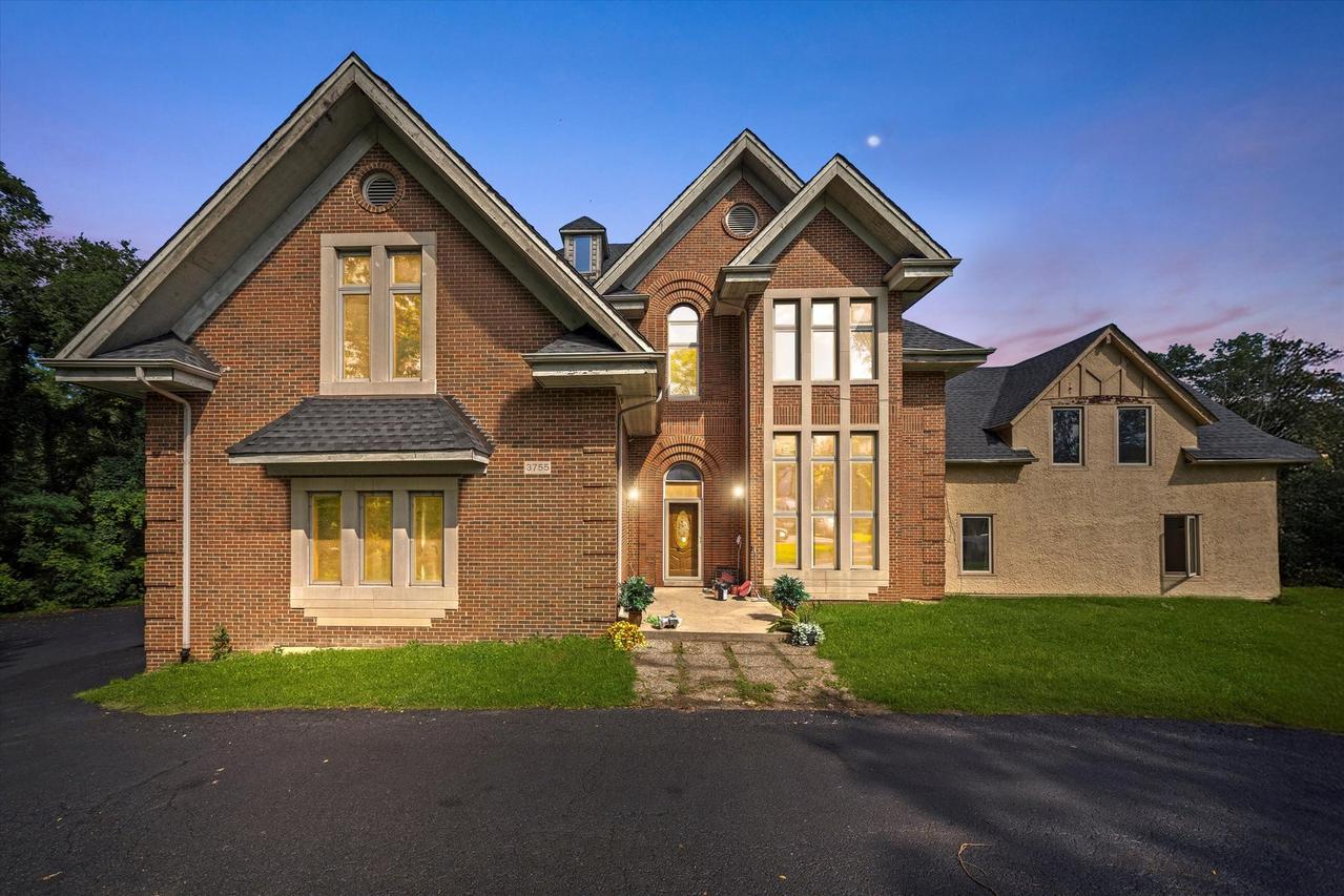 3755 S State St., Crete, IL 60417