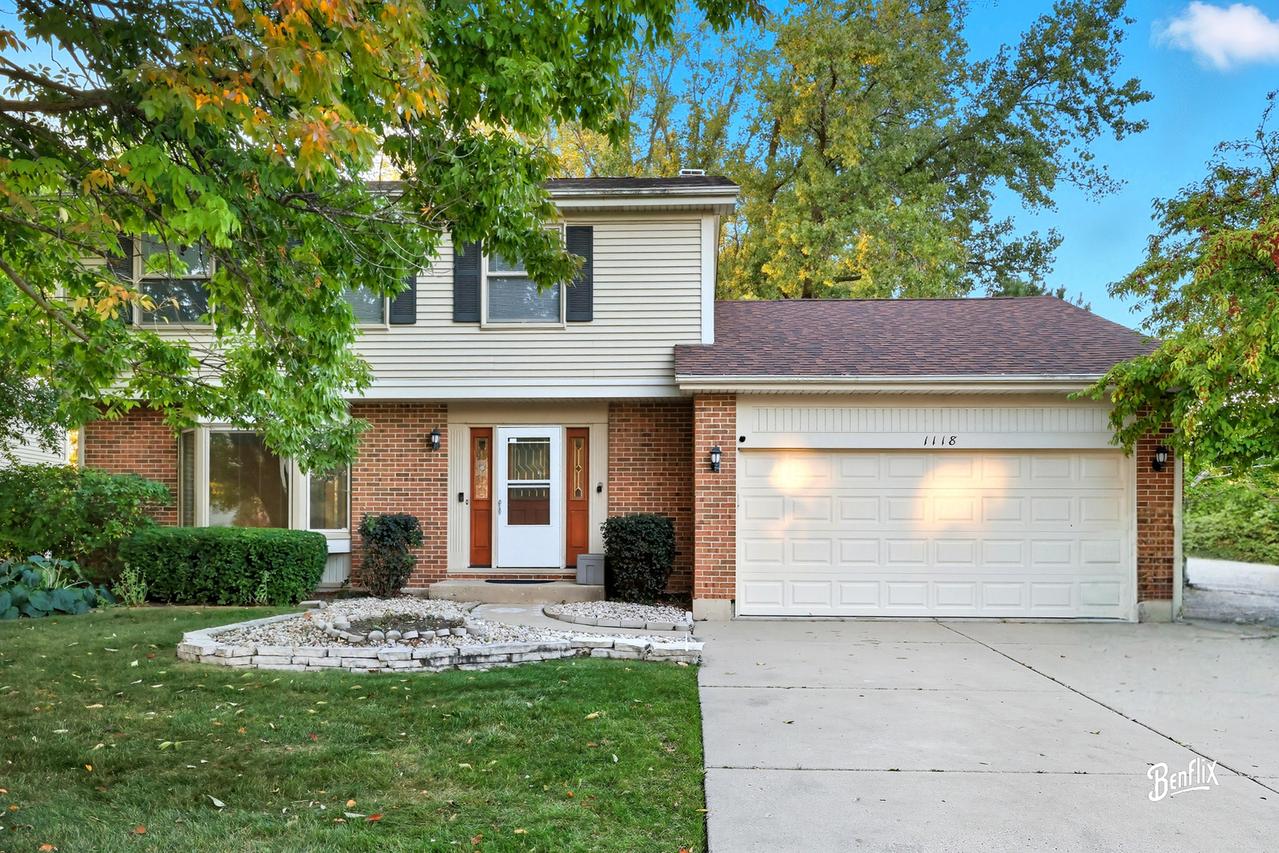 1118 Larraway Dr., Buffalo Grove, IL 60089