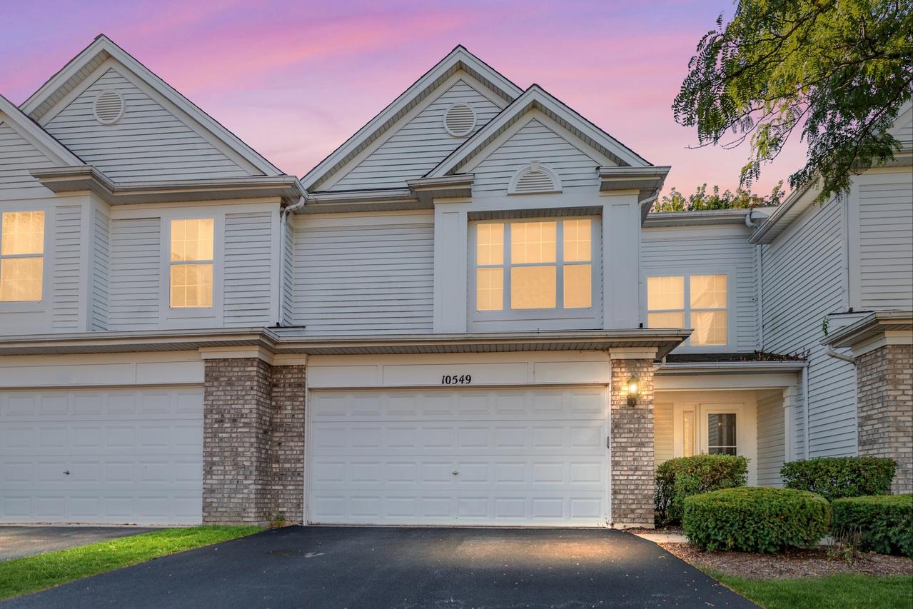 10549 Wakefield Ln., Huntley, IL 60142