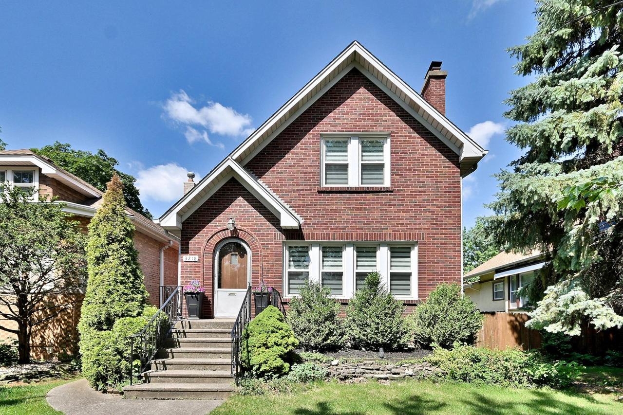 3218 Scoville Ave., Berwyn, IL 60402