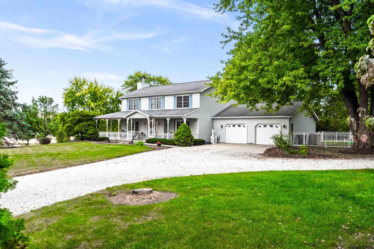 111 Donner Ct., Heyworth, IL 61745
