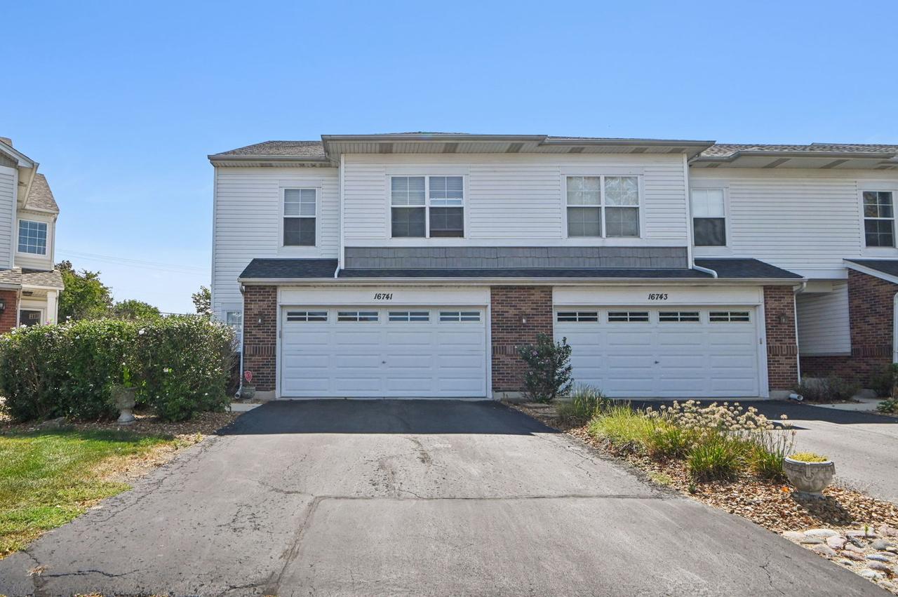 16741 Hazelwood Dr., Plainfield, IL 60586