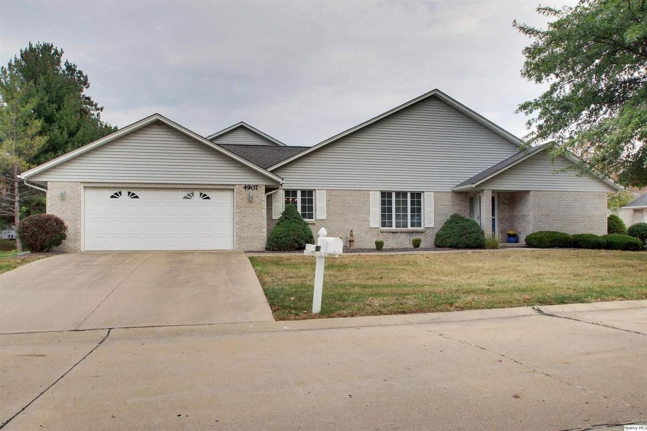 4907 Lake View Dr., Quincy, IL 62305