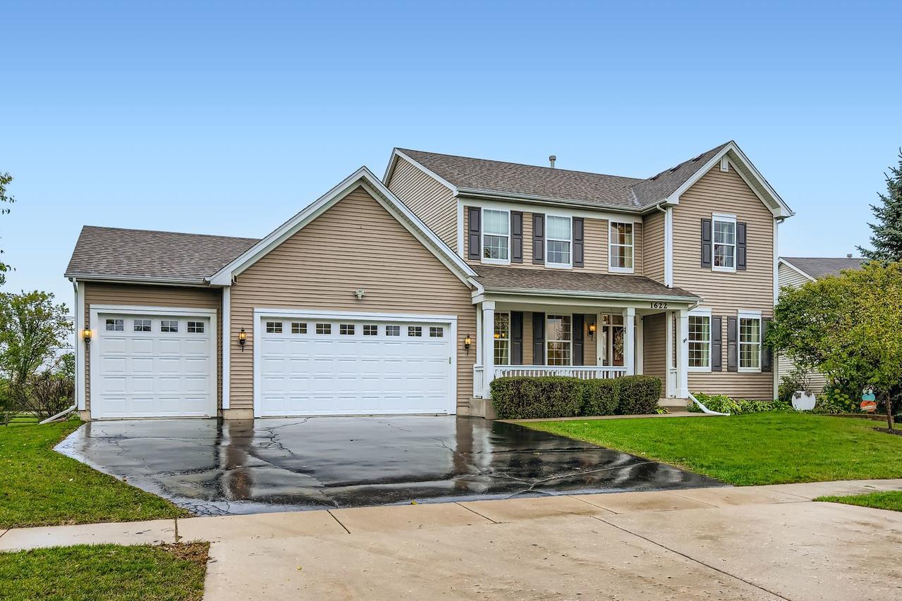 1622 Conway Cir., Mchenry, IL 60050