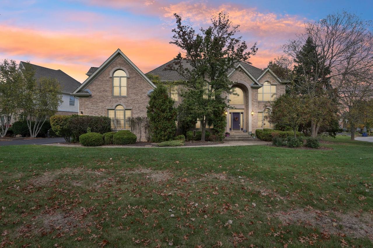 22906 N North Woodcrest Ln., Kildeer, IL 60047