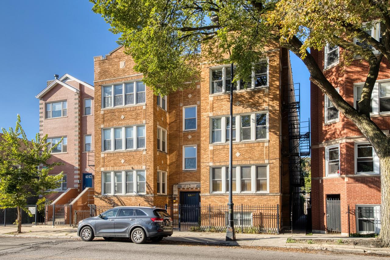 1740 W Foster Ave. #3R, Chicago, IL 60640