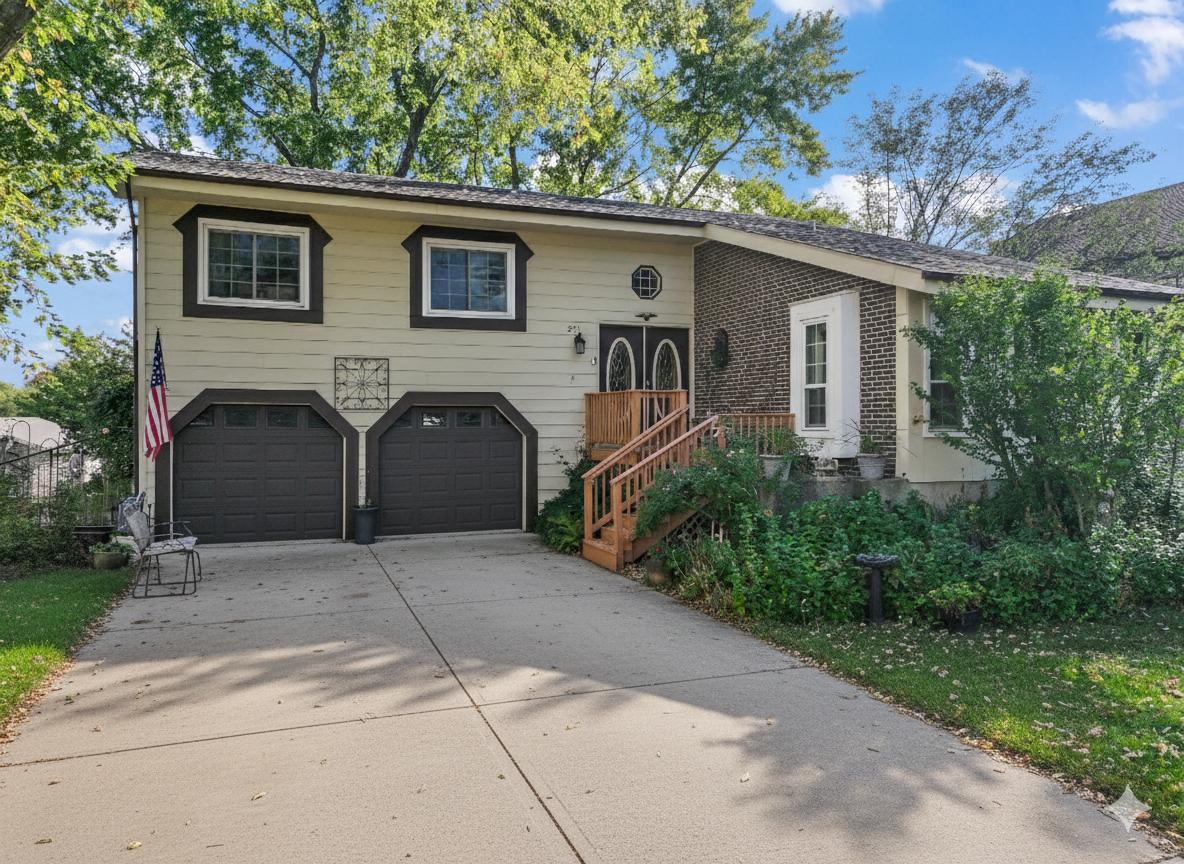 253 Sterling Ln., Bloomingdale, IL 60108