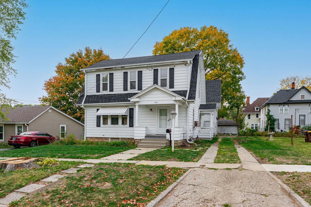 711 Garfield Ave., Belvidere, IL 61008