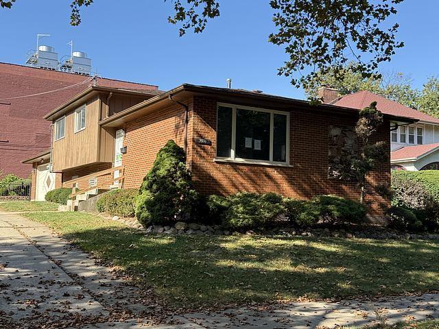 9856 S Prospect Ave., Chicago, IL 60643