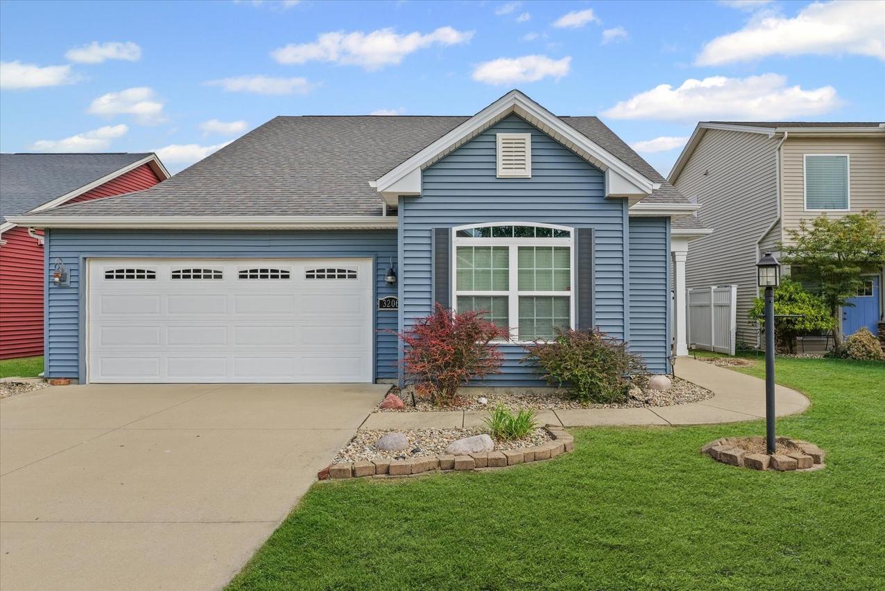 3206 Stanley Ln., Champaign, IL 61822