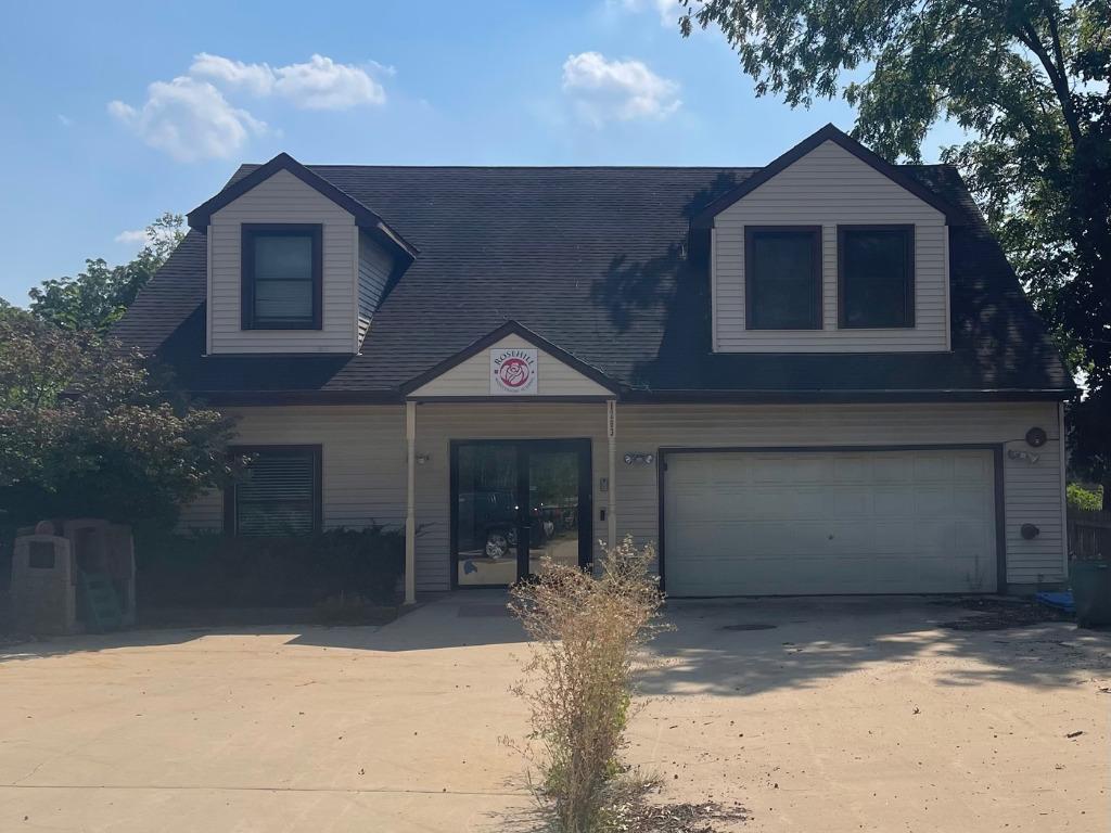 1203 Lisle Pl., Lisle, IL 60532