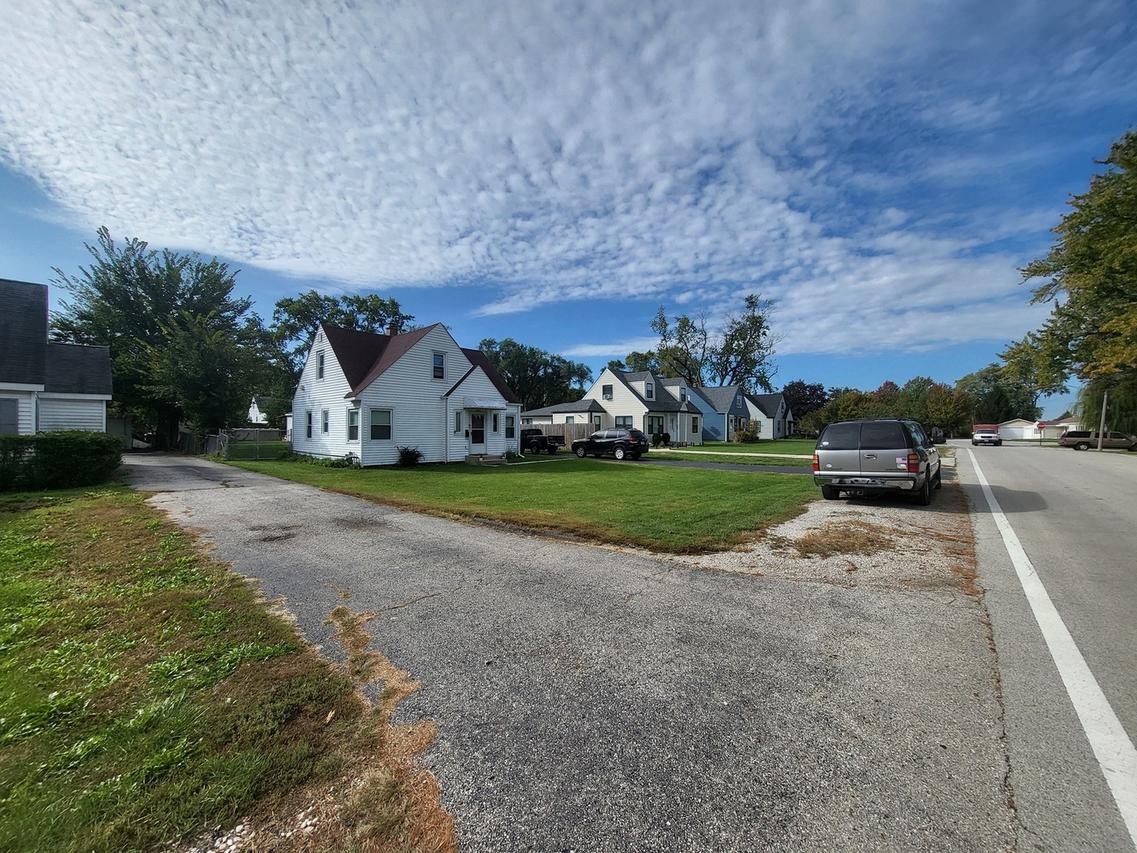 10445 W Palmer Ave., Melrose Park, IL 60164