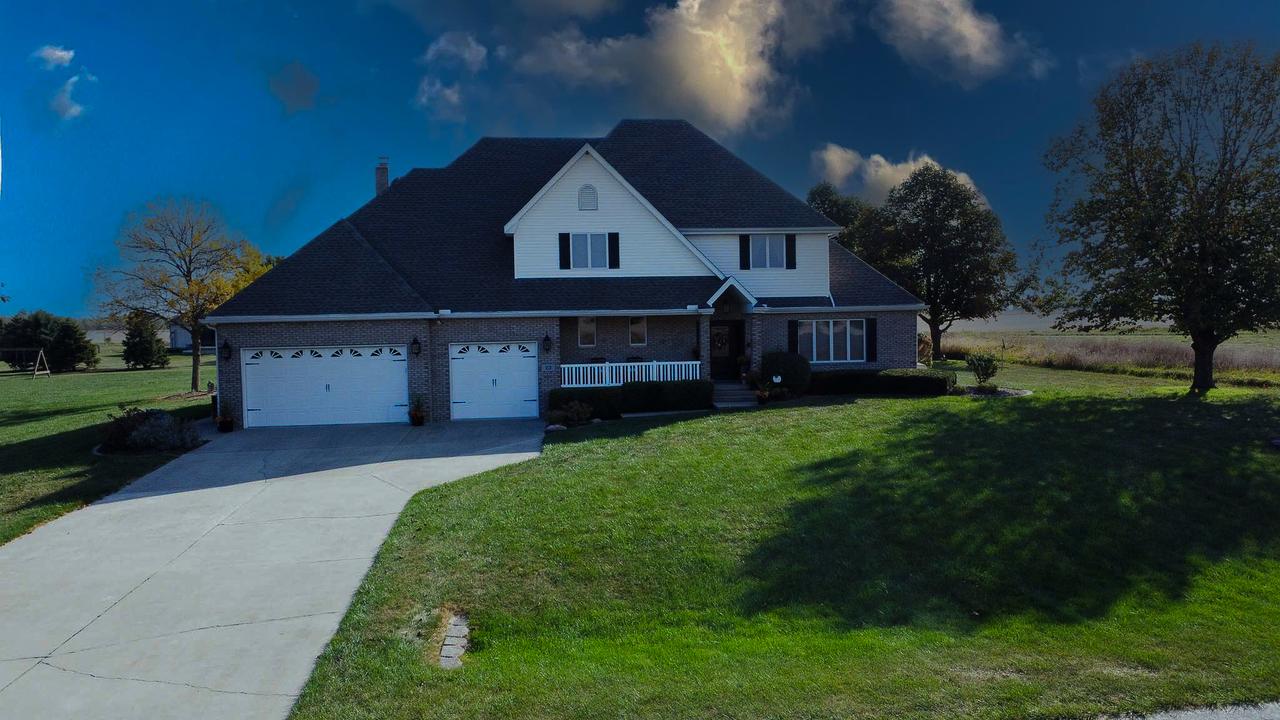 23 Cedarwood Dr., Watseka, IL 60970