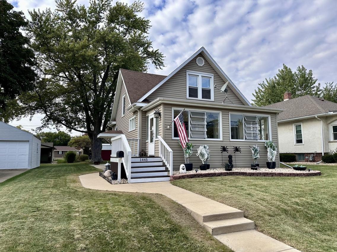 1445 Linden Ave., Lasalle, IL 61301
