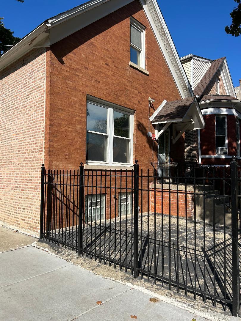 900 N Springfield Ave., Chicago, IL 60651