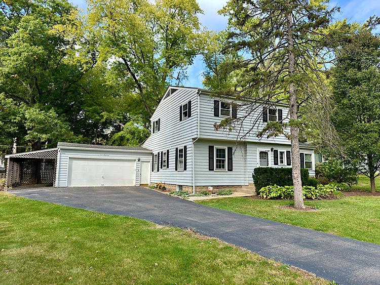 0N042 Nepil Ave., Wheaton, IL 60187