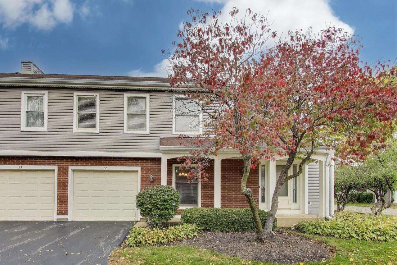 22 S Stonington Dr., Palatine, IL 60074