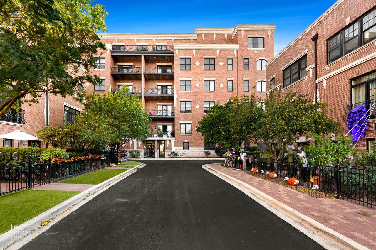 2811 N Bell Ave. #403, Chicago, IL 60618