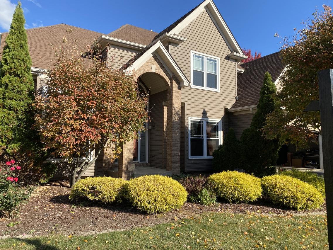 2412 Avalon Ct., Aurora, IL 60503