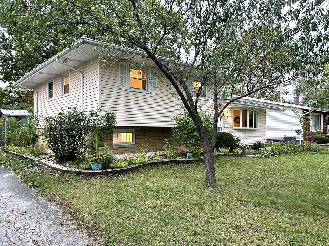 2950 188th Pl., Lansing, IL 60438