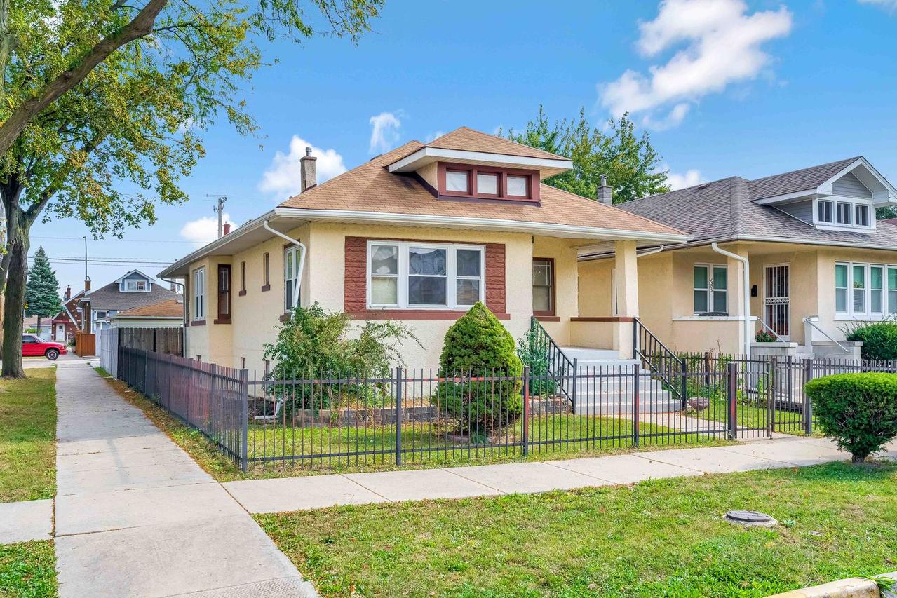 1501 S 56th Ct., Cicero, IL 60804