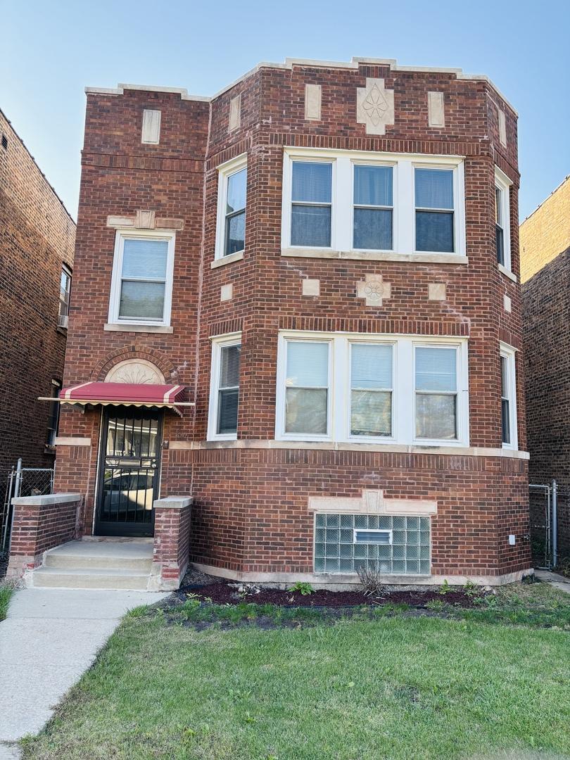 6212 S Claremont Ave., Chicago, IL 60636
