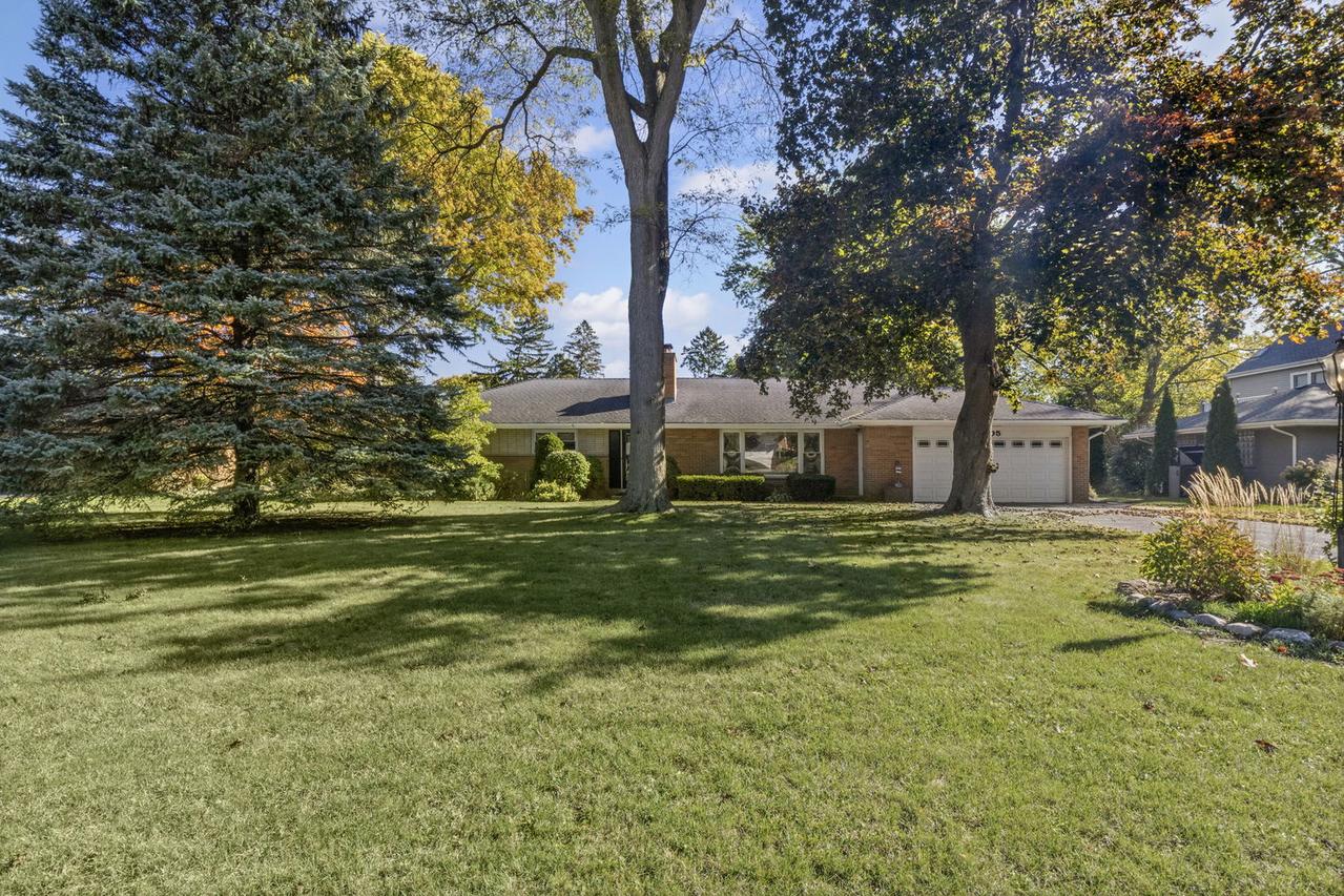 505 N Maple St., Prospect Heights, IL 60070